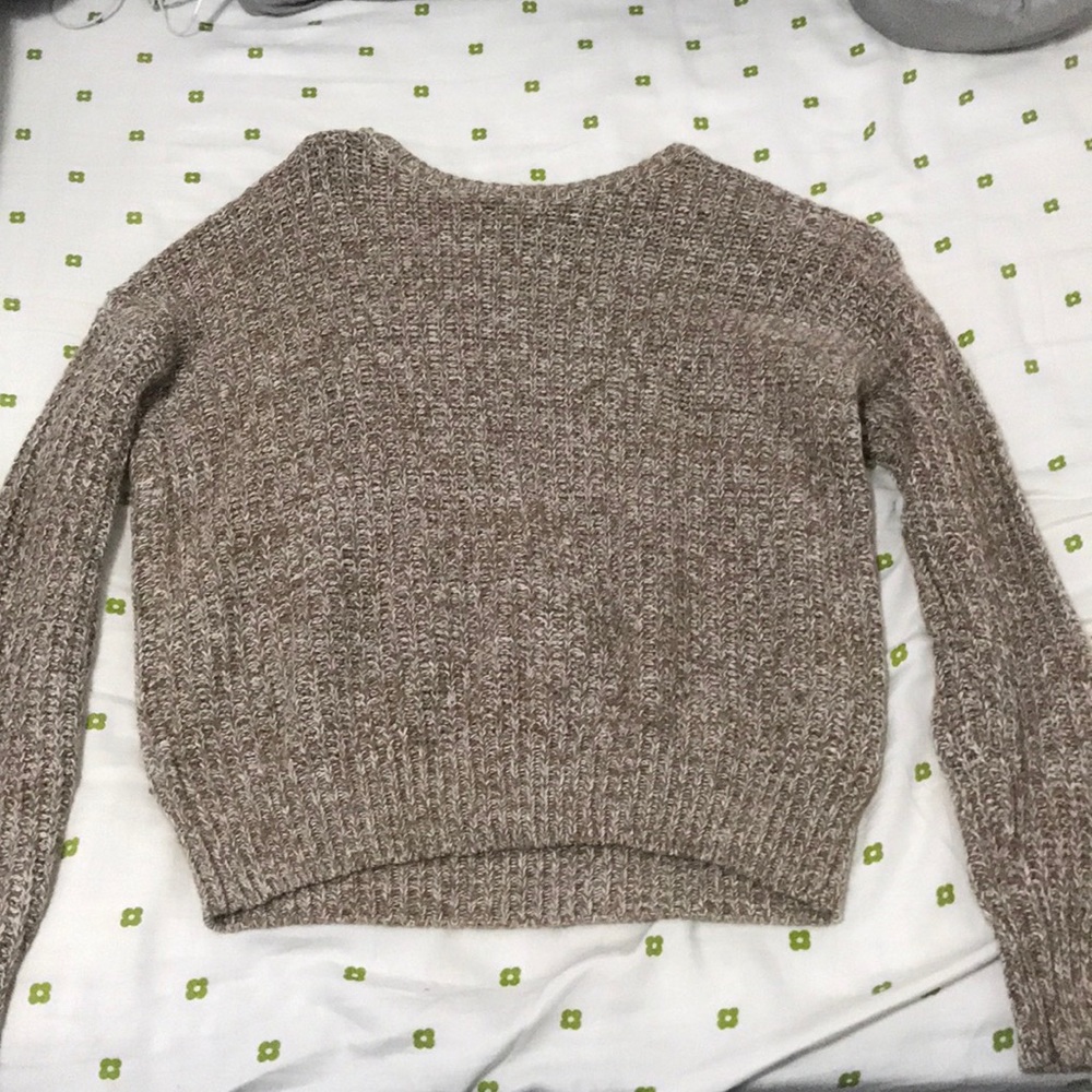 Aritzia TNA Sweater Size XS